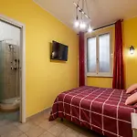 Guesthost - San Giovanni Comfy Flat Apartamento