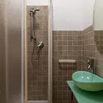 Guesthost - San Giovanni Comfy Flat Apartamento
