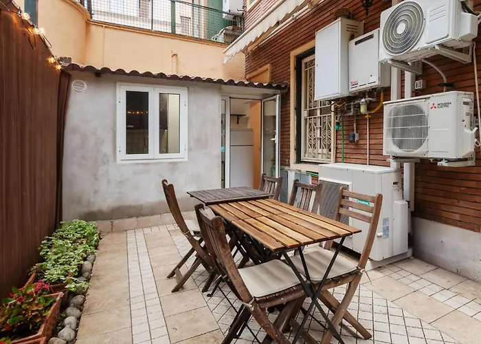 Guesthost - San Giovanni Comfy Flat Apartman *