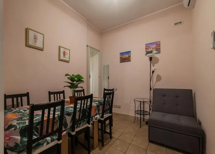 Lägenhet Guesthost - San Giovanni Comfy Flat