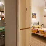 Guesthost - San Giovanni Comfy Flat