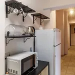 Guesthost - San Giovanni Comfy Flat *