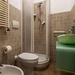 Guesthost - San Giovanni Comfy Flat Apartman *