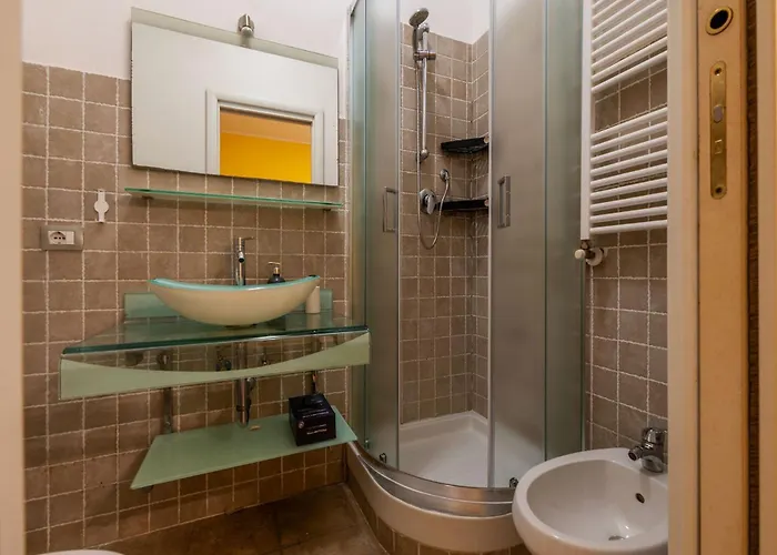 Guesthost - San Giovanni Comfy Flat רומא